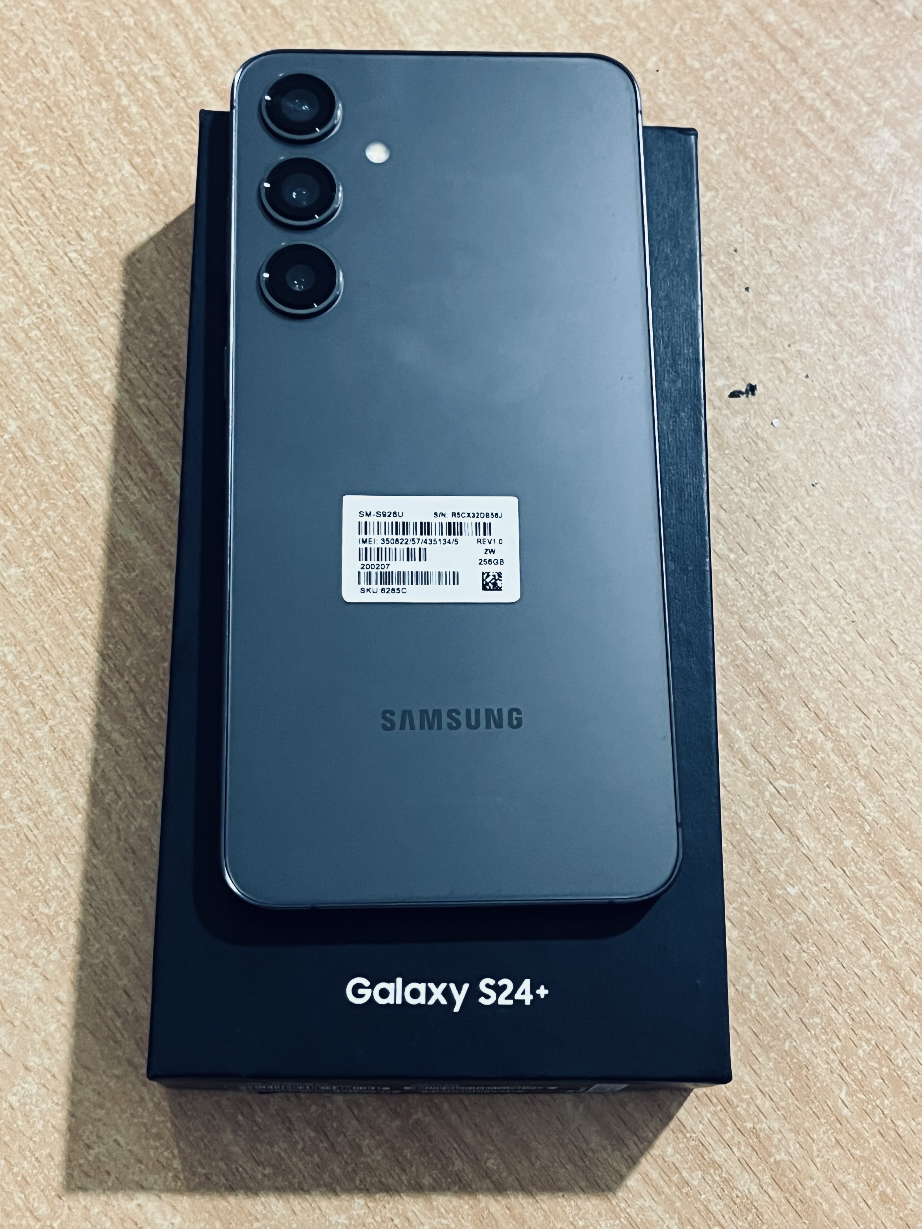 Samsung s24 plus 